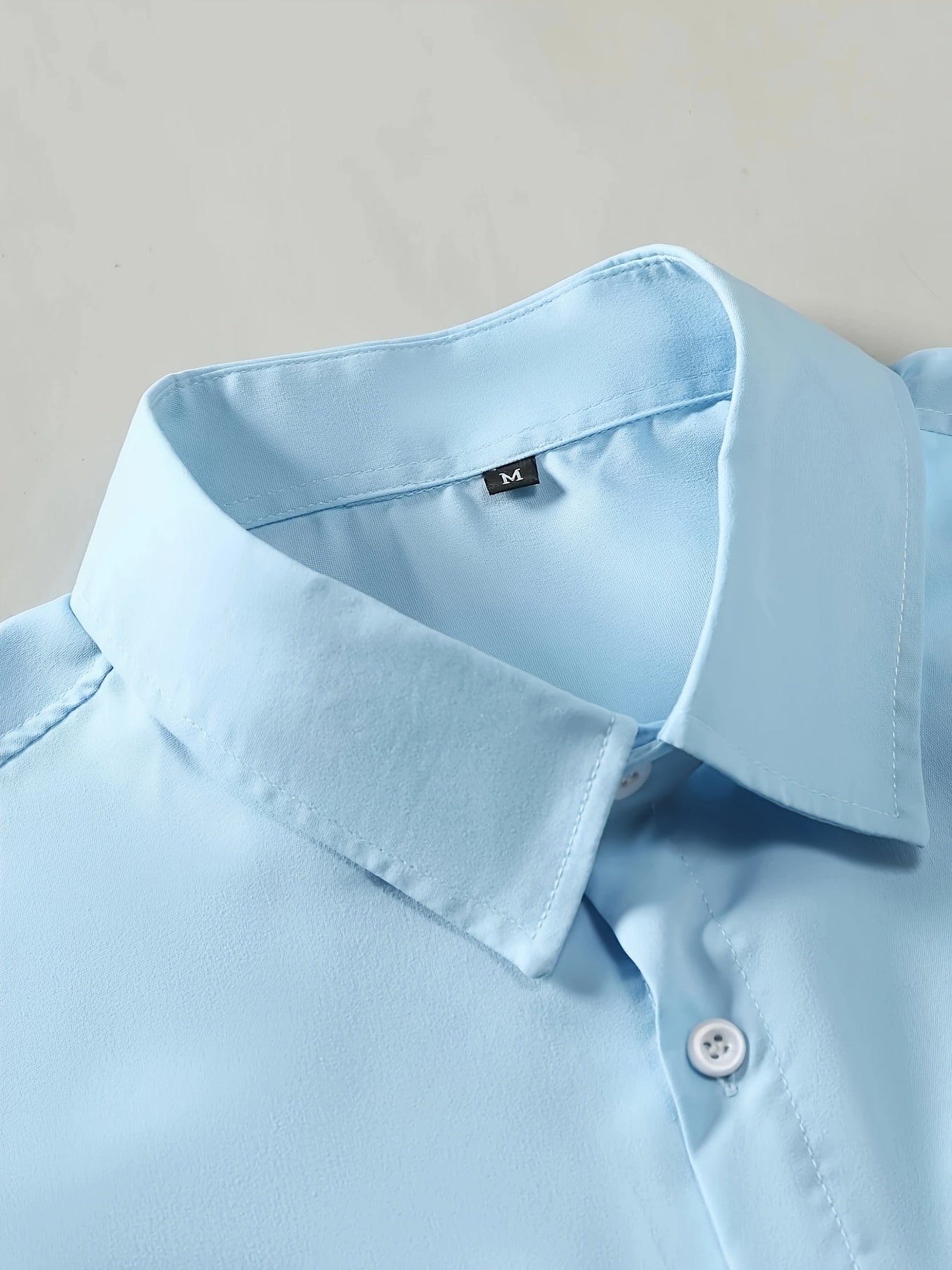 KING - Chemise Manche Courte Chic Homme